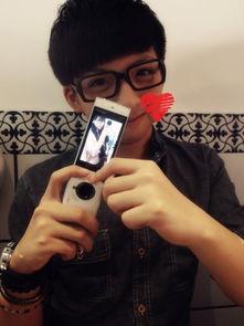 男生自拍网红,揭秘男生自拍网红的时尚魅力